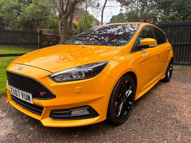 2017 Ford Focus 2.0T EcoBoost ST-3 Euro 6 (s/s) 5dr