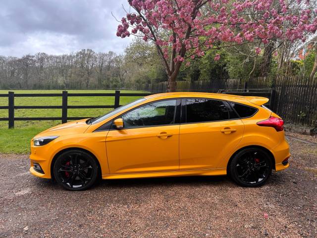 2017 Ford Focus 2.0T EcoBoost ST-3 Euro 6 (s/s) 5dr