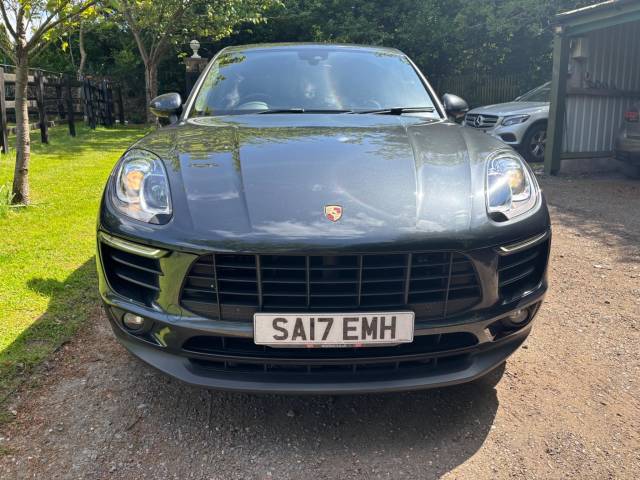2017 Porsche Macan 2.0T PDK 4WD Euro 6 (s/s) 5dr