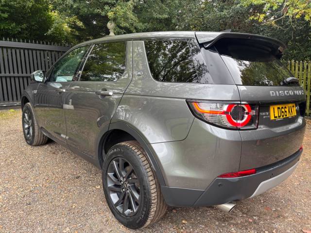 2016 Land Rover Discovery Sport 2.0 TD4 HSE Auto 4WD Euro 6 (s/s) 5dr