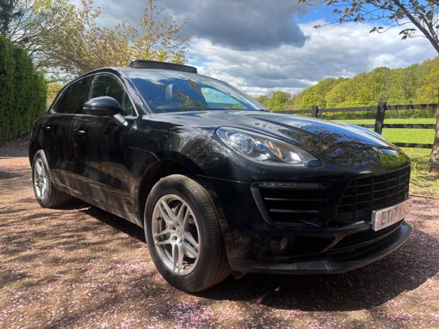 Porsche Macan 3.0 TD V6 S PDK 4WD Euro 6 (s/s) 5dr SUV Diesel Black