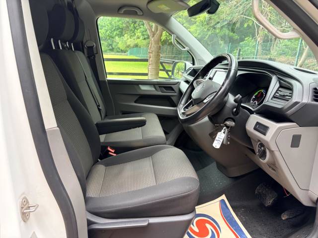 2021 Volkswagen e-Transporter e 110 37.3kWh Advance Auto LWB 5dr