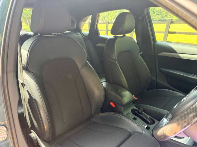 2017 Audi Q3 1.4 TFSI CoD S line Edition Euro 6 (s/s) 5dr
