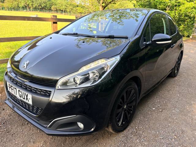 2017 Peugeot 208 1.2 PureTech Black Edition Euro 6 3dr