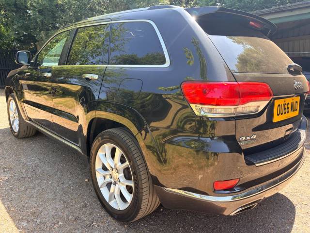 2016 Jeep Grand Cherokee 3.0 V6 CRD Summit Auto 4WD Euro 6 5dr