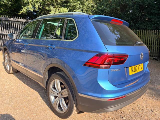 2017 Volkswagen Tiguan 2.0 TDI BlueMotion Tech SEL 4Motion Euro 6 (s/s) 5dr