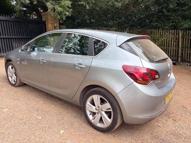 2014 Vauxhall Astra 1.6 16v SRi Auto Euro 5 5dr