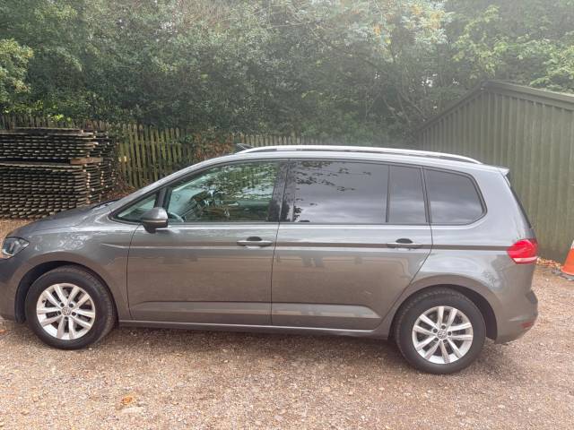 2016 Volkswagen Touran 2.0 TDI BlueMotion Tech SE Family Euro 6 (s/s) 5dr
