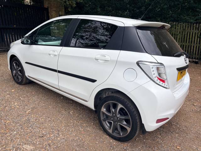 2013 Toyota Yaris 1.33 Dual VVT-i Trend Euro 5 5dr